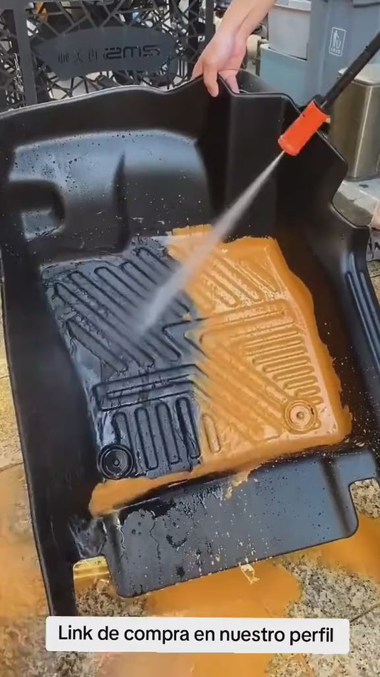 Alfombra 5D🎁leds Gratis en cada compra 🎁luego de realizar su compra le contactamos para saber modelo de auto y año ♦️📝